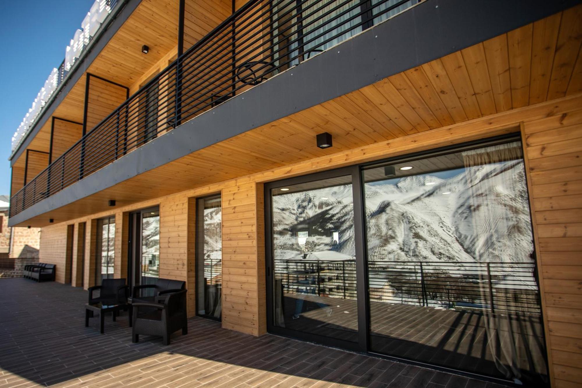 Kazbegi Hotel Grand View المظهر الخارجي الصورة