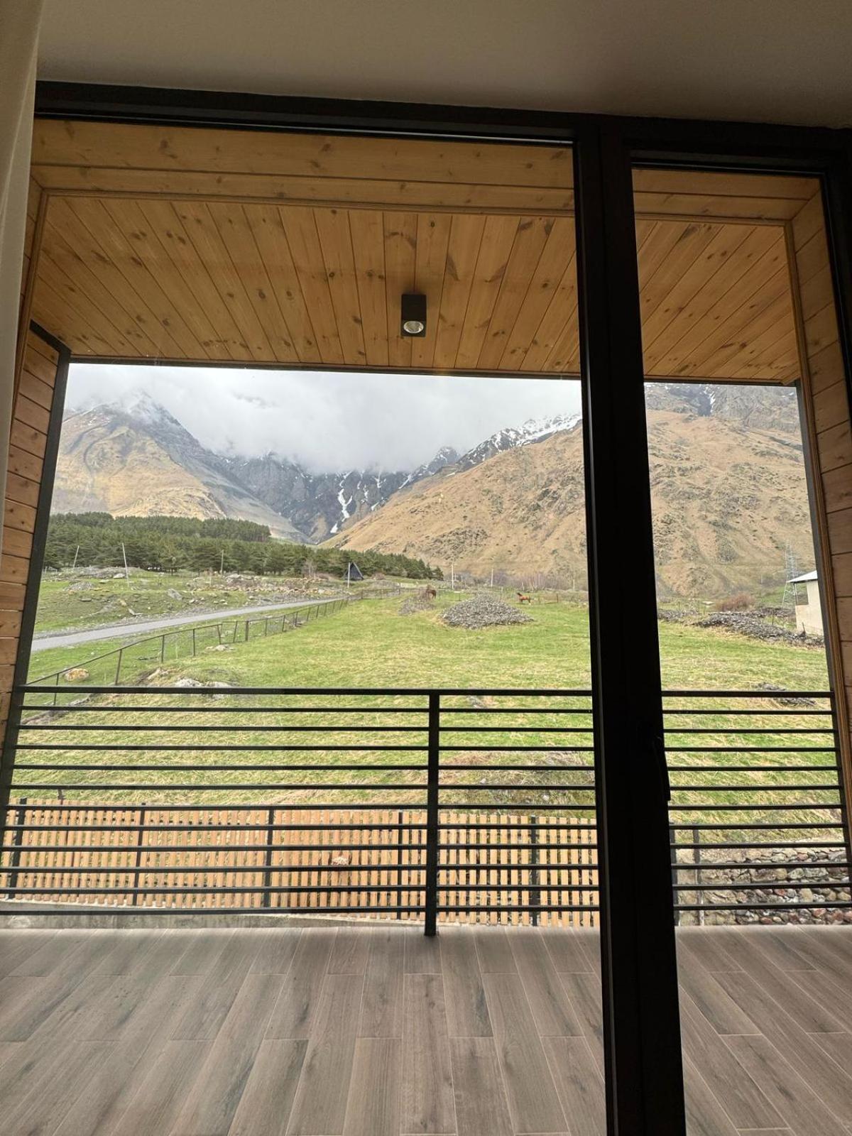 Kazbegi Hotel Grand View المظهر الخارجي الصورة