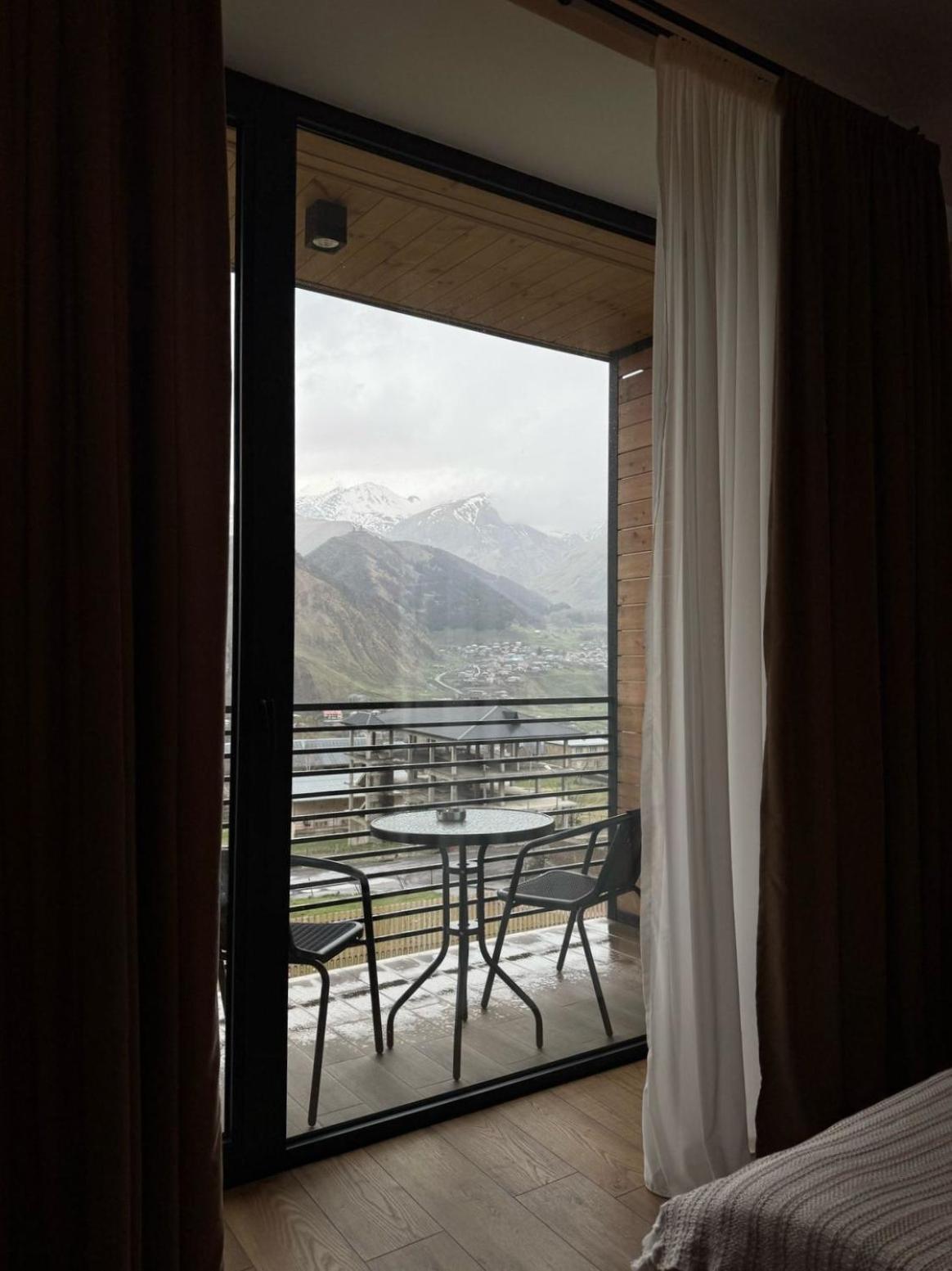 Kazbegi Hotel Grand View المظهر الخارجي الصورة